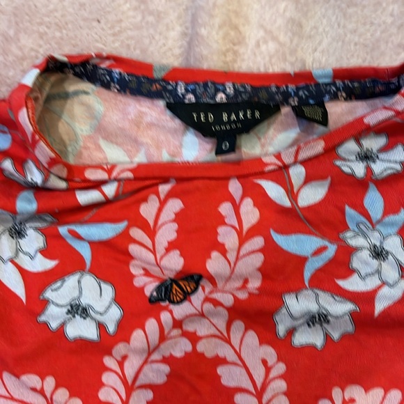 Ted baker tee size 0 which is a us size 2 - Picture 3 of 3